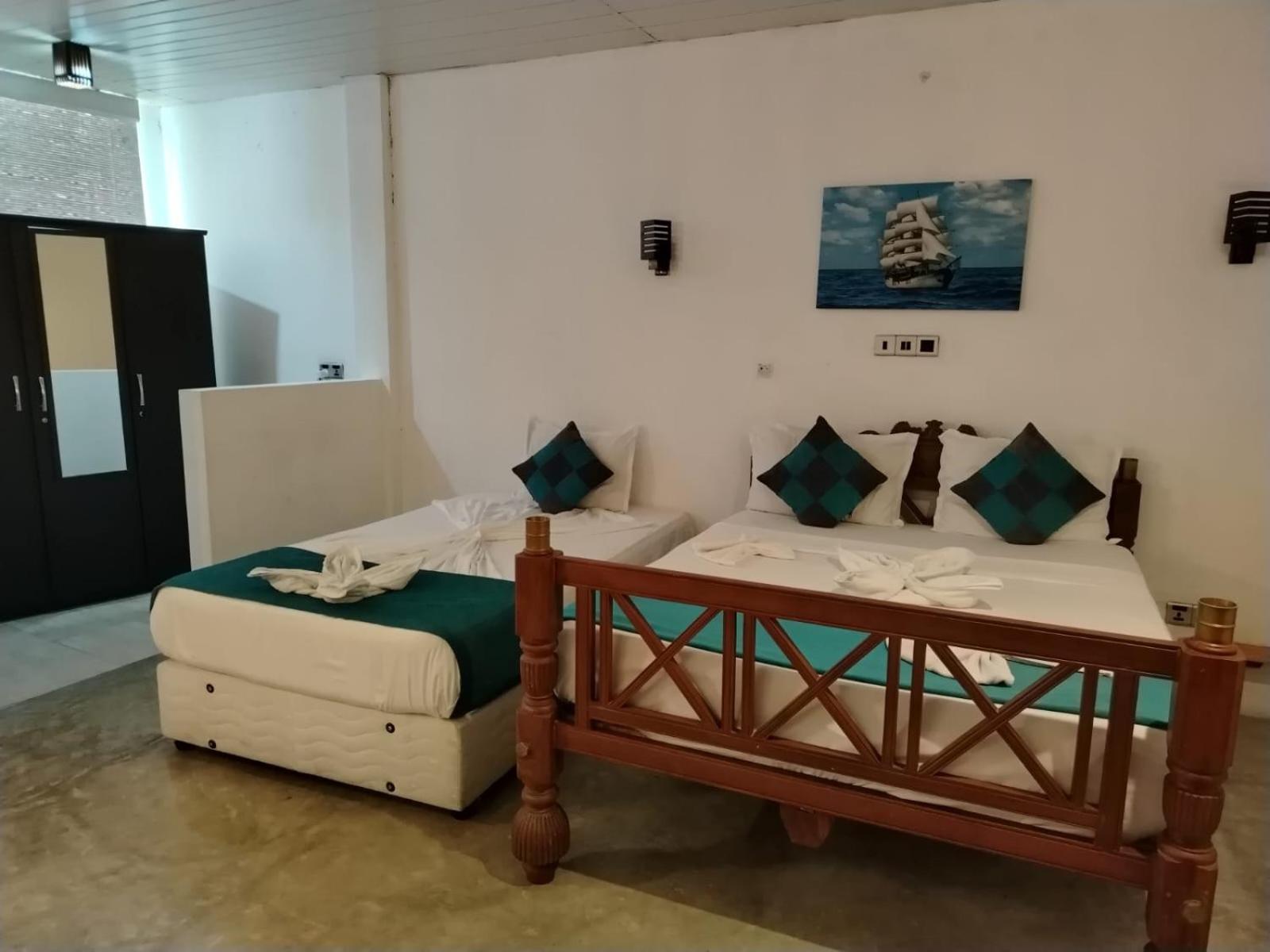 A1 Weligama Hotel & Spa Exterior photo